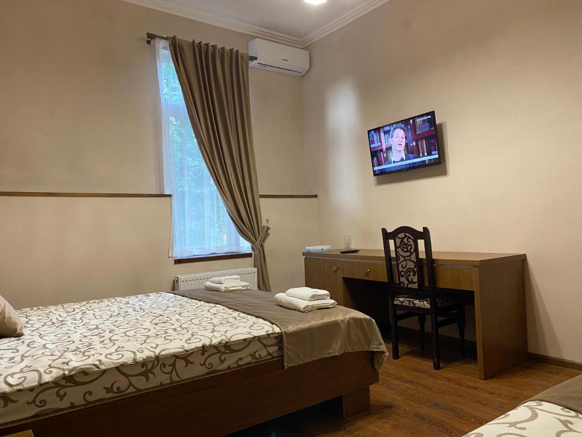Grand Hotel Mohyliv-Podilskyi Екстериор снимка